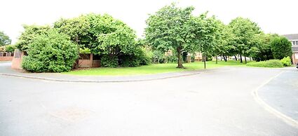 3 Bed Detached - 3 Bathrooms - Parking - Quiet