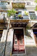 Impeccable 2-bed Apartment in Central Tbilisi