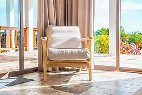 Aruna Resort & Villas