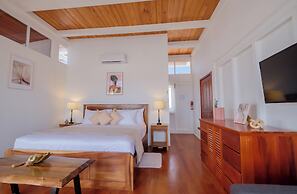 Aruna Resort & Villas
