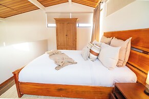 Aruna Resort & Villas