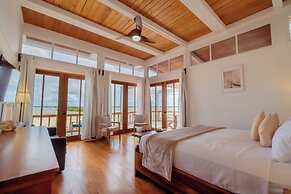 Aruna Resort & Villas