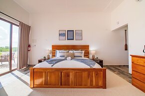 Aruna Resort & Villas