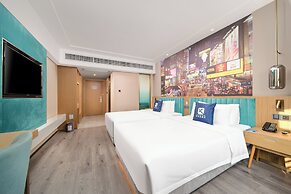K-house Hotel