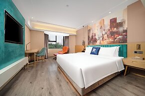K-house Hotel