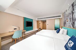 K-house Hotel