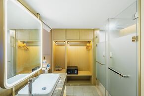 K-house Hotel