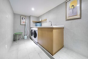 K-house Hotel