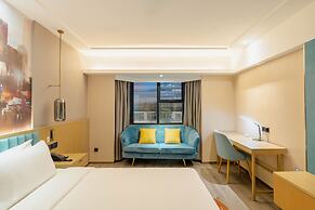 K-house Hotel