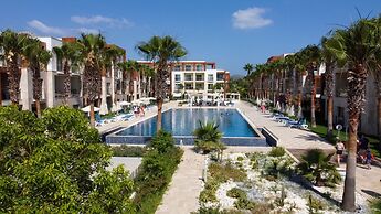 SUNDANCE SUITES HOTEL