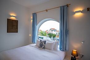 Happiness Hotel