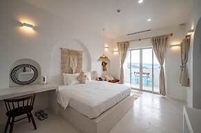 Happiness Hotel