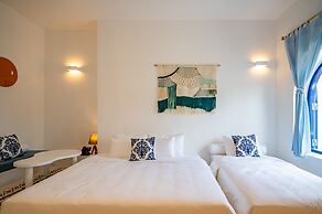 Happiness Hotel