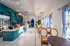 Happiness Hotel