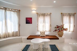 Happiness Hotel