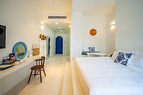 Happiness Hotel