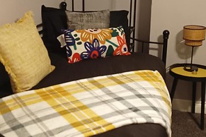 Apartment - Sleeps 5, Free Parking & Sun Terrace
