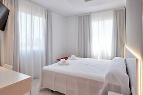 Hotel DL Port