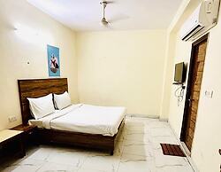 Hotel Green Arrow Rohini