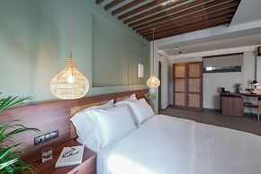 Amyntas Seafront Hotel - Adults Only