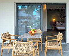 Amyntas Seafront Hotel - Adults Only