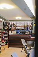 Foris Rooms