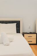 Foris Rooms