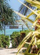 Marafiki Beach Hotel & Spa