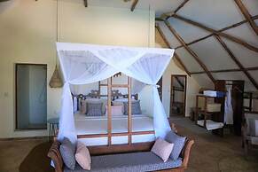 Marafiki Beach Hotel & Spa
