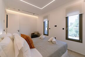 DOMUS GARDEN APARTMENTS