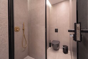 DOMUS GARDEN APARTMENTS