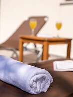 Atalanti Seaside Junior Suites