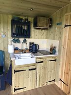 The Peacock Shepherds Hut at Hafoty Boeth
