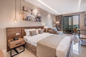 Montenegro Lodge