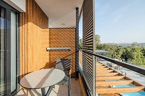 Montenegro Lodge