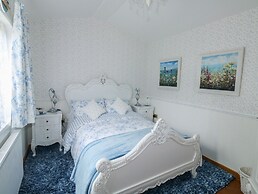 Turnpike Lodge