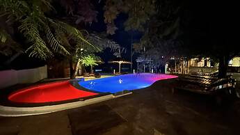 Double A Nungwi Beach Hotel