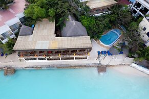 Double A Nungwi Beach Hotel