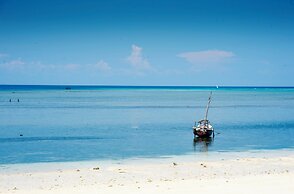 Double A Nungwi Beach Hotel