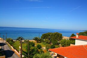 Summer House Nikiti