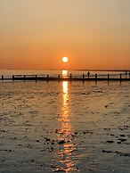 Bright House - Bracklesham Bay