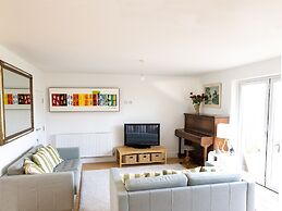 Bright House - Bracklesham Bay