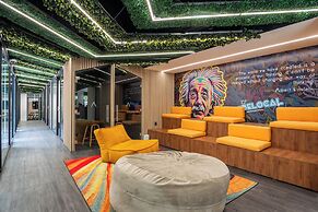 Be Local Aparthotel