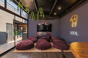Be Local Aparthotel