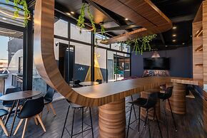 Be Local Aparthotel
