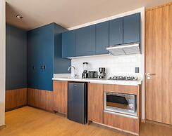 Be Local Aparthotel