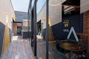 Be Local Aparthotel