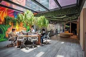 Be Local Aparthotel