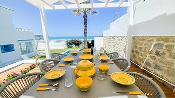The Sea House Beach Front Villa With Pool