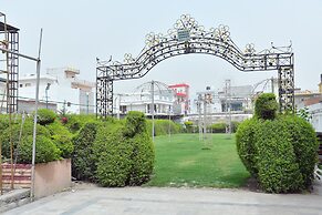 Hotel Aalishan Garden